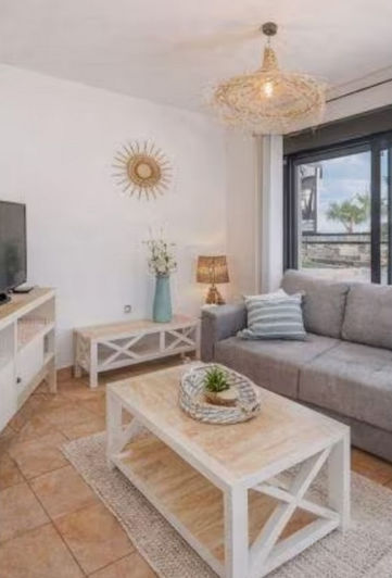 Image No.16-2 Bed House for sale