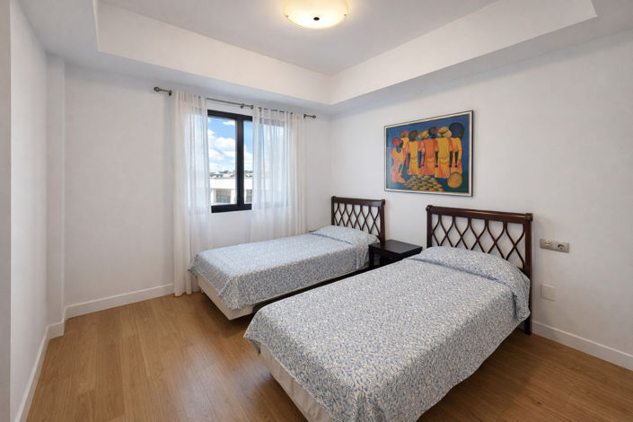 Image No.8-2 Bed Apartment for sale