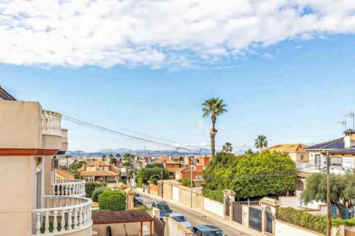 Image No.26-Villa de 4 chambres à vendre à Torrevieja