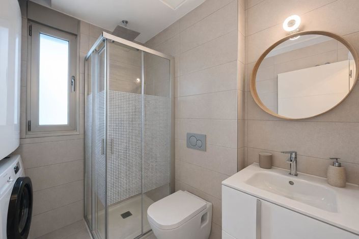 Image No.21-3 Bed Apartment for sale