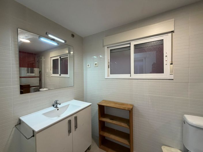 Image No.20-4 Bed Apartment for sale