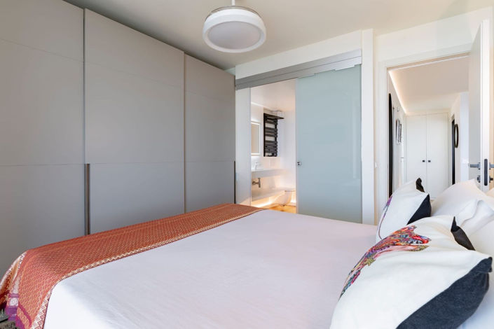 Image No.10-3 Bed Apartment for sale