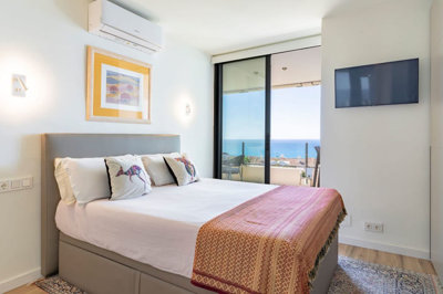 13-5fd73dea700db77384c091ca9818b1a9