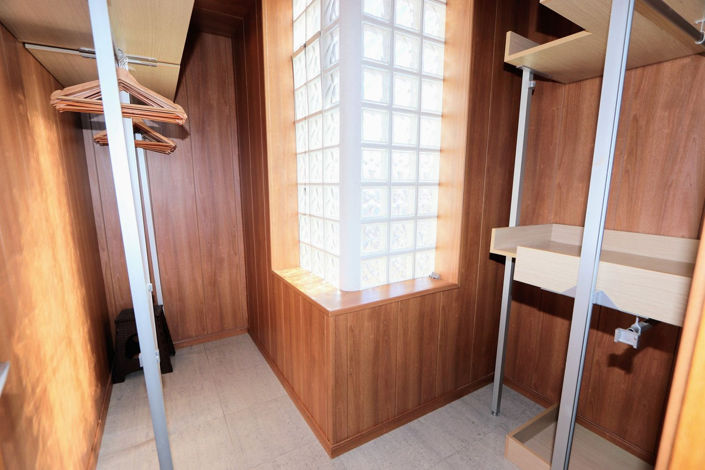 Image No.26-3 Bed House for sale