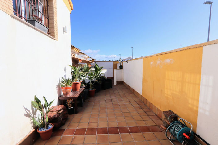 Image No.34-3 Bed House for sale