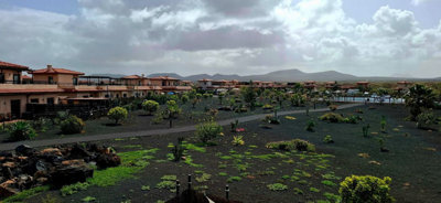 10-bb915d1cb19341576dcdc994b81ab9c5