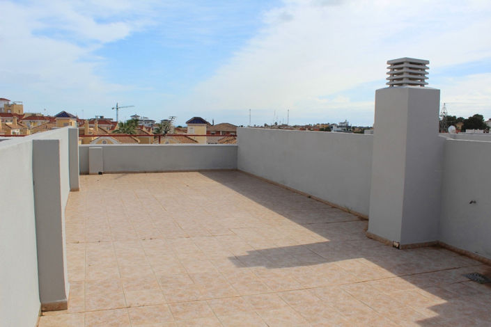 Image No.16-2 Bed Apartment for sale