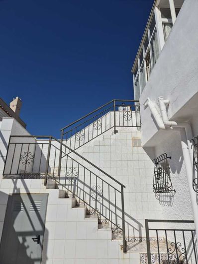 Image No.14-3 Bed House for sale