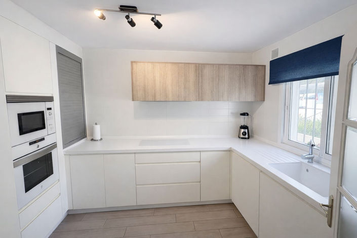 Image No.2-3 Bed Townhouse for sale