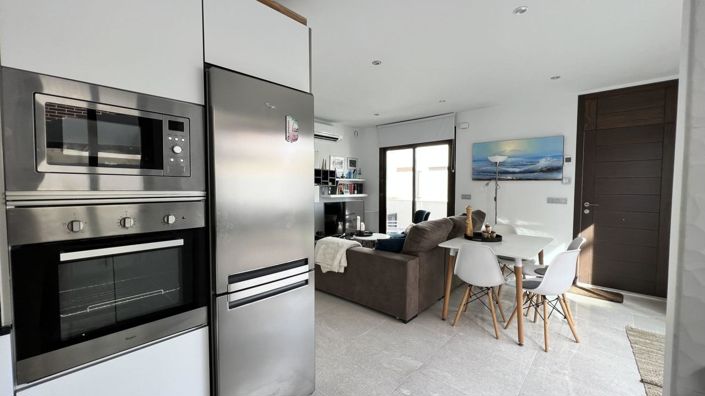 Image No.13-3 Bed Townhouse for sale