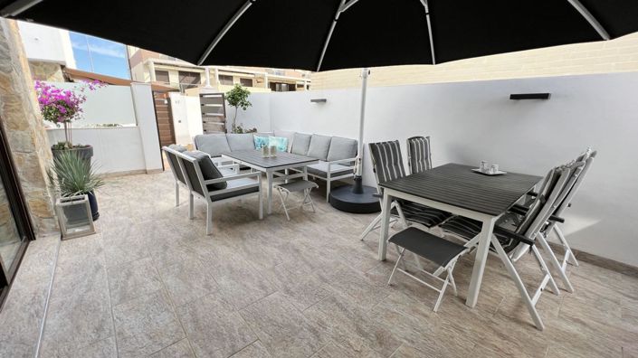 Image No.3-3 Bed Townhouse for sale