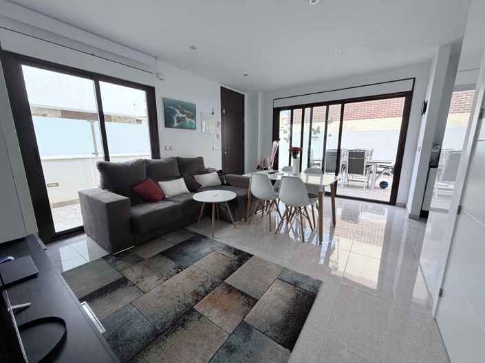 Image No.7-3 Bed Townhouse for sale