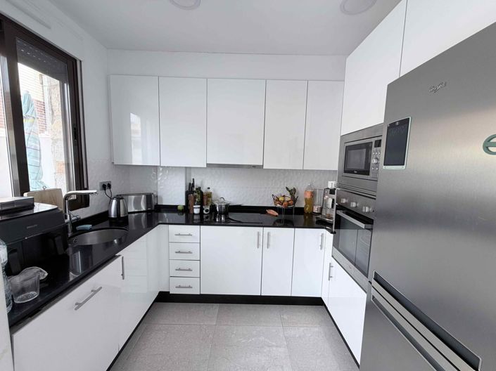 Image No.9-3 Bed Townhouse for sale