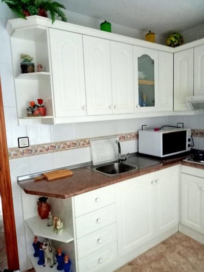 Image No.4-2 Bed House for sale