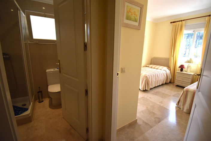 Image No.10-2 Bed Apartment for sale