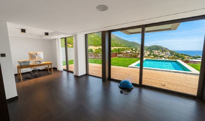 Image No.13-5 Bed Villa for sale