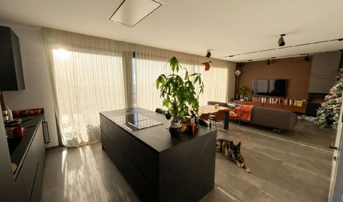 Image No.25-5 Bed Villa for sale