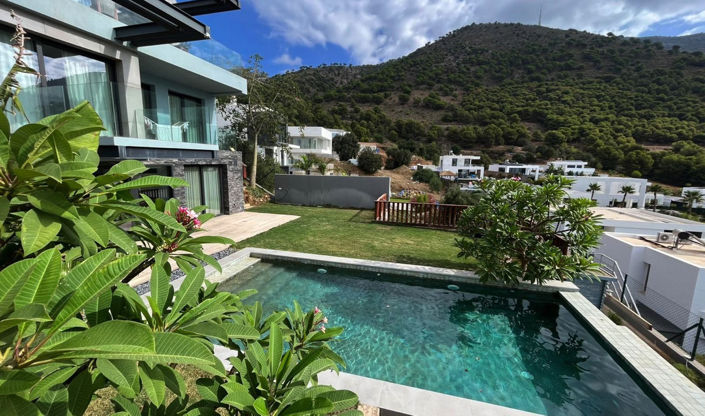 Image No.29-5 Bed House for sale