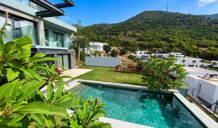 Image No.29-5 Bed Villa for sale