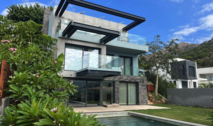 Image No.31-5 Bed House for sale