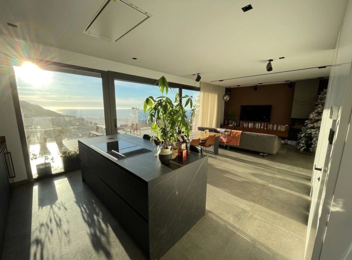 Image No.4-5 Bed Villa for sale