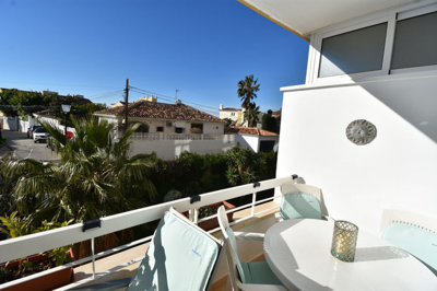 15-11d12f2f454f2f5e9b981fdd8b901d51