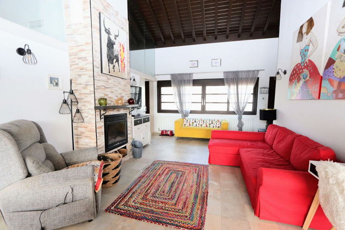 Image No.10-2 Bed House for sale