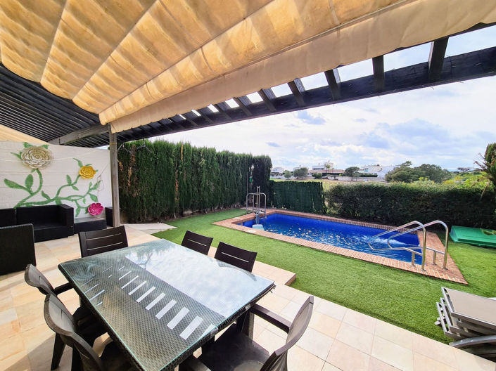 Image No.2-2 Bed House for sale