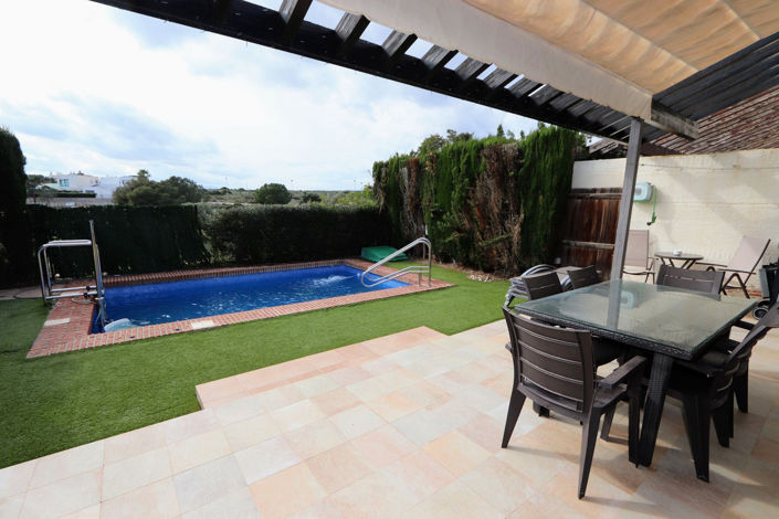 Image No.22-2 Bed House for sale