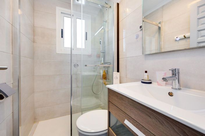 Image No.20-2 Bed Villa for sale