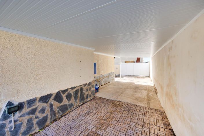 Image No.25-2 Bed Villa for sale