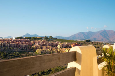 2-5bd7b9d04b45e33852eaf0ec6670150d