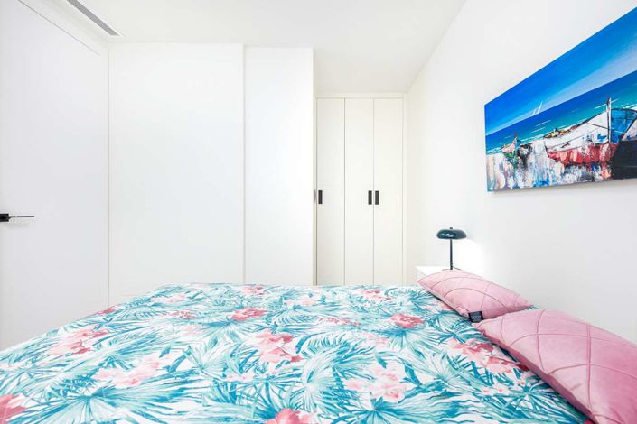 Image No.21-2 Bed Apartment for sale