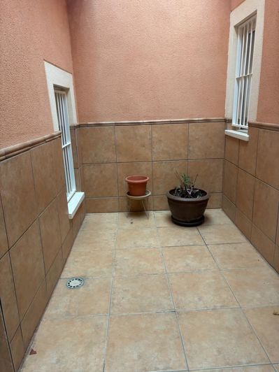 Image No.11-3 Bed Townhouse for sale