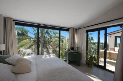 13-5fd73dea700db77384c091ca9818b1a9