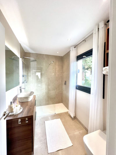 Image No.16-4 Bed Villa for sale