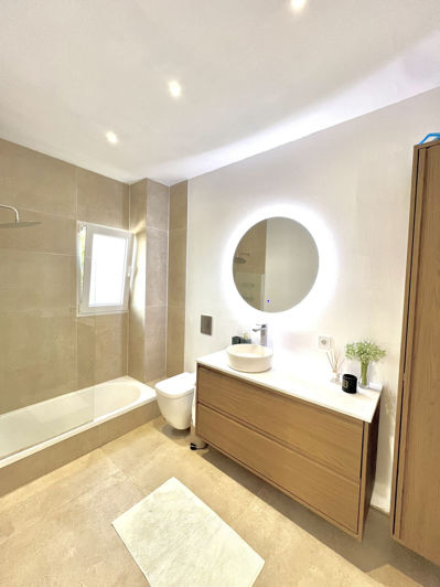 Image No.28-4 Bed Villa for sale