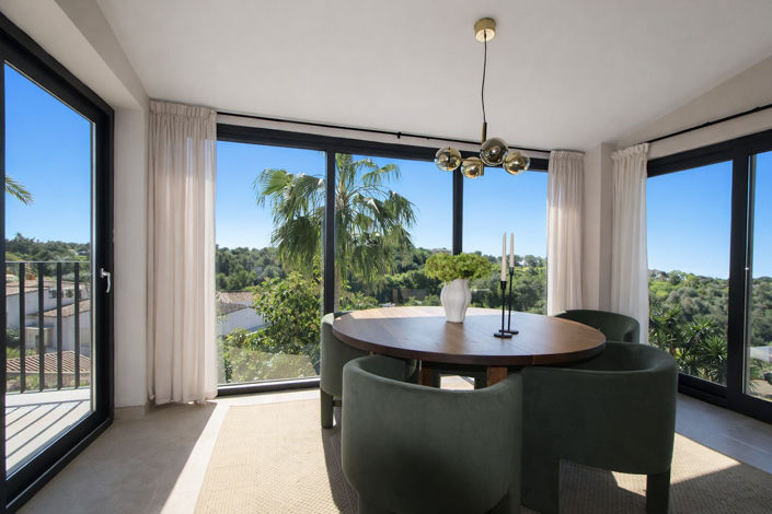 Image No.5-4 Bed Villa for sale