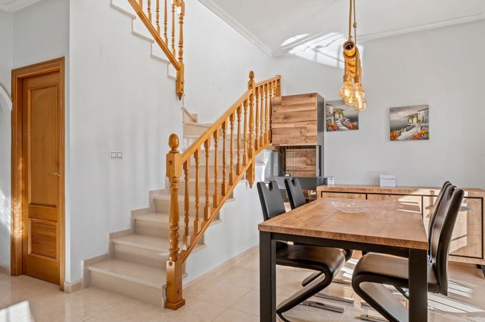 Image No.10-3 Bed Townhouse for sale