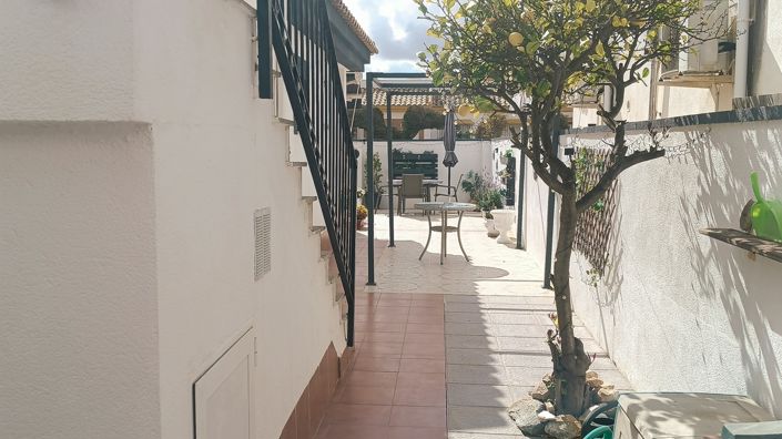 Image No.11-3 Bed Villa for sale