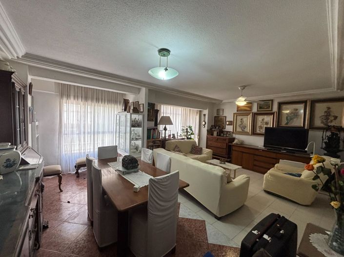 Image No.3-2 Bed Property for sale