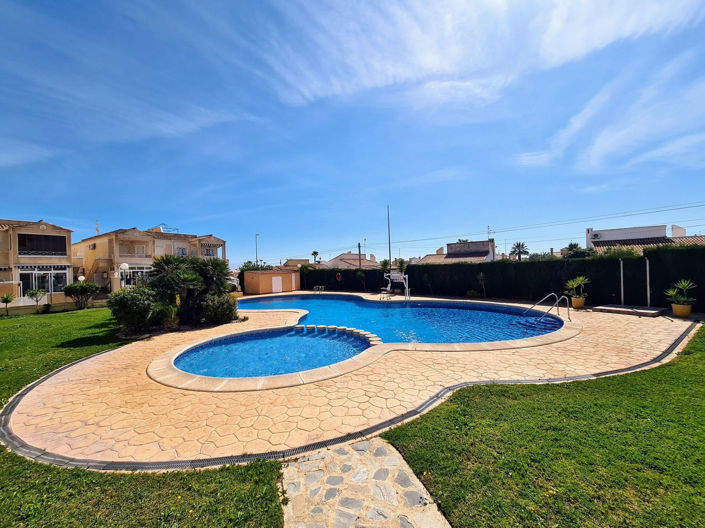 Image No.24-2 Bed Apartment for sale