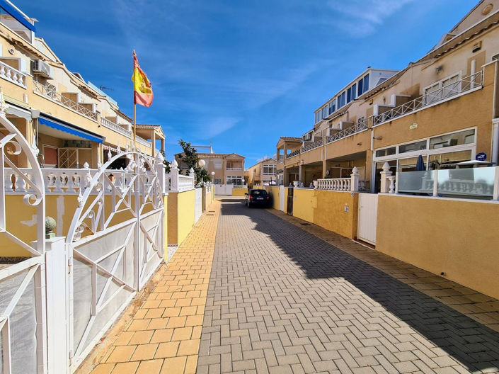 Image No.30-2 Bed Apartment for sale