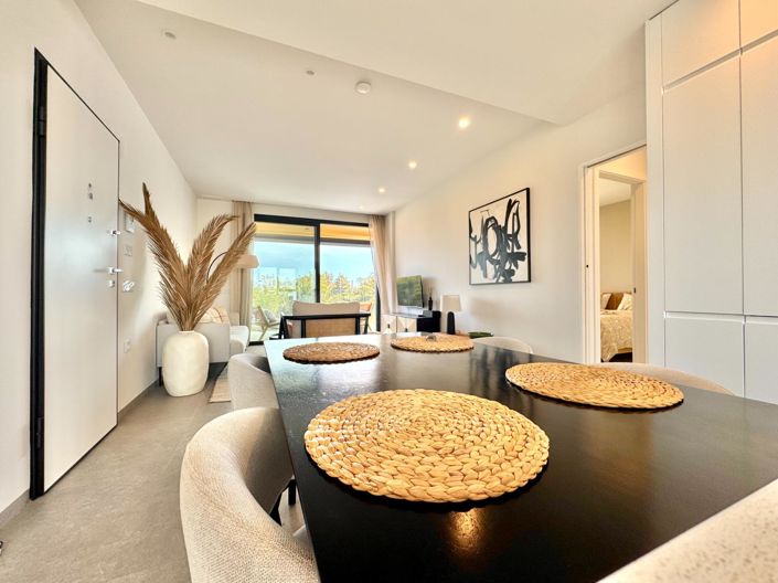 Image No.20-2 Bed Apartment for sale