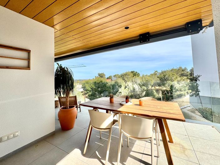 Image No.32-2 Bed Apartment for sale