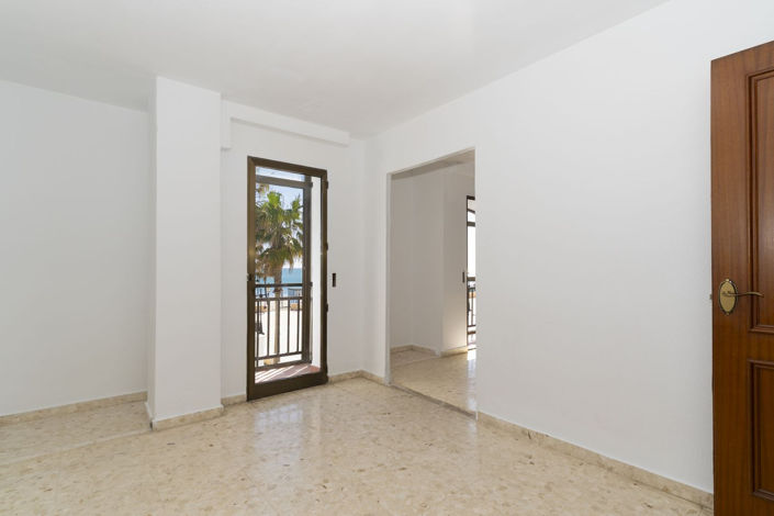 Image No.8-Villa de 4 chambres à vendre à San Luis de Sabinillas