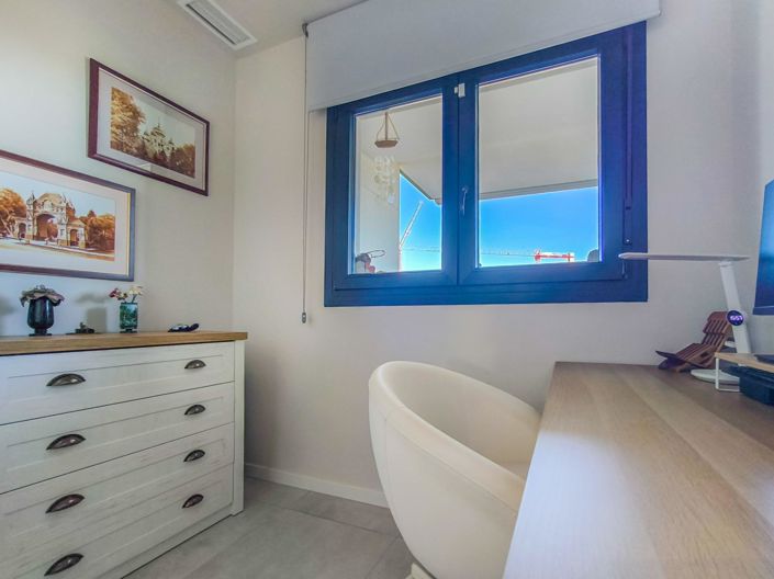 Image No.21-2 Bed Apartment for sale