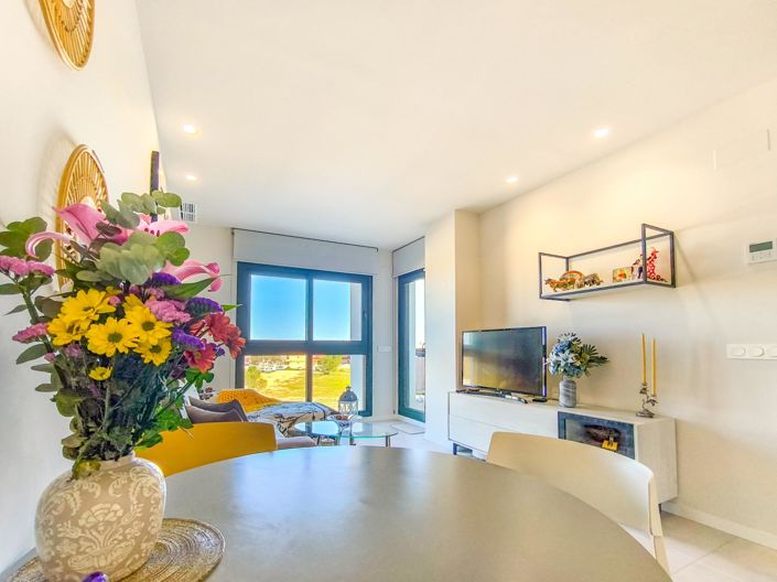 Image No.5-2 Bed Apartment for sale