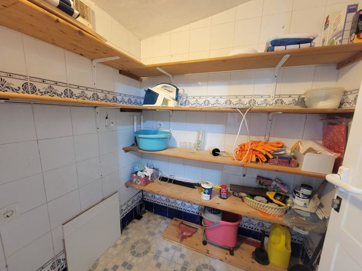 Image No.21-4 Bed Townhouse for sale