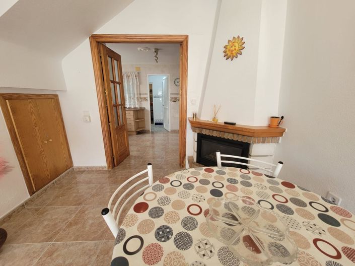 Image No.24-4 Bed Townhouse for sale